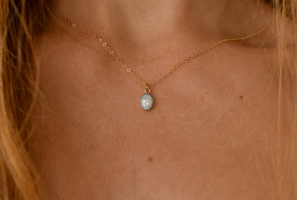 Classic Oval Necklace